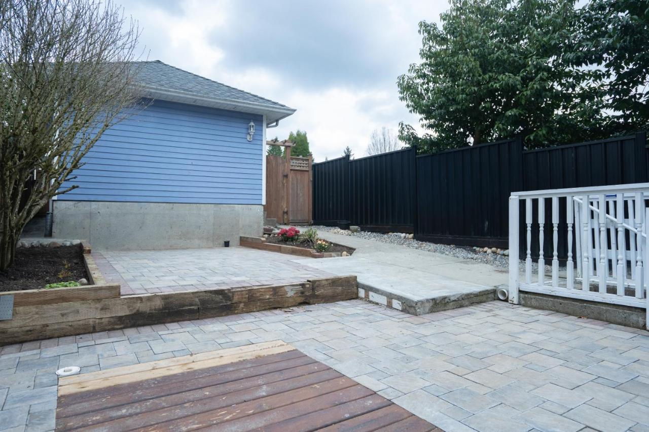 Lovely 1Br Secondary Suite With Separate Entrance New Westminster Ngoại thất bức ảnh