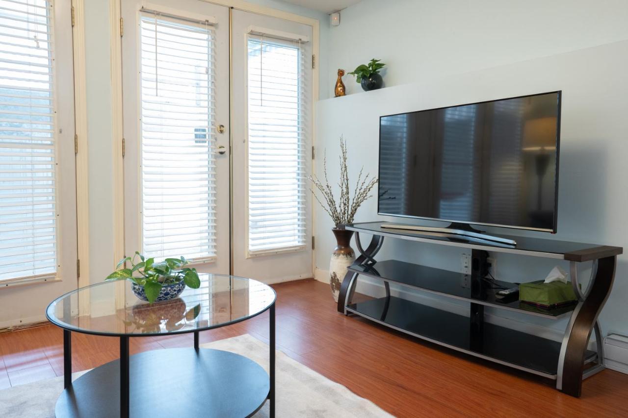 Lovely 1Br Secondary Suite With Separate Entrance New Westminster Ngoại thất bức ảnh